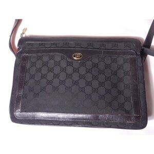 Vintage Gucci monogram crossbody bag